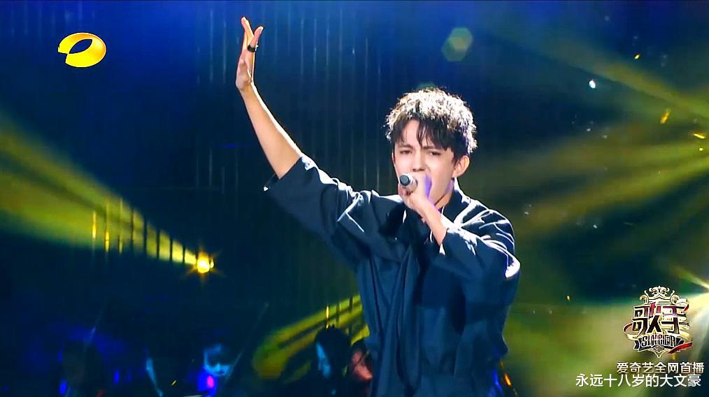 刘诗诗|歌手迪玛希这些年退赛、侵权?回国后却被总统接见,电视疯狂报道