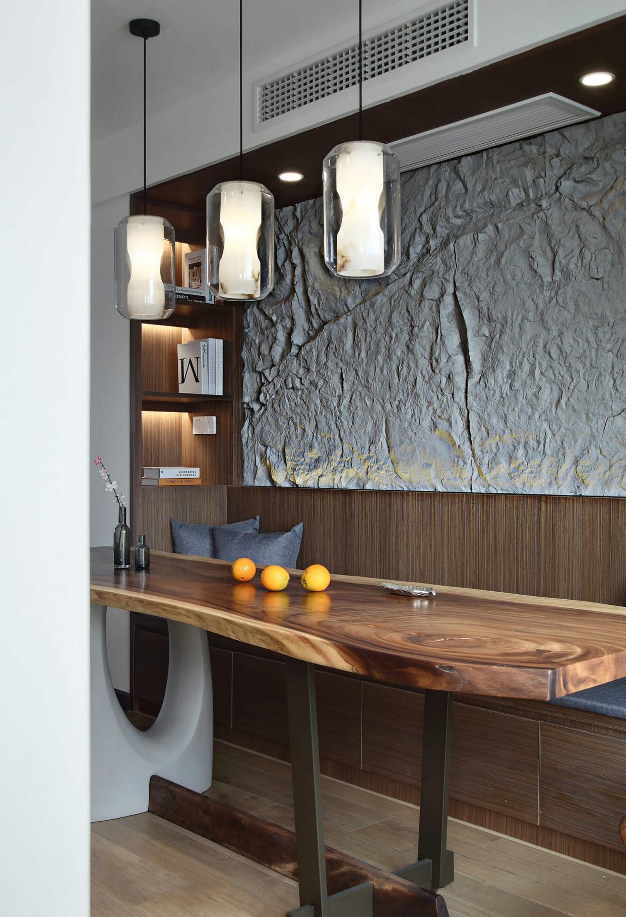 138㎡现代简约风，装下来花费20W，电视墙设计堪称一绝