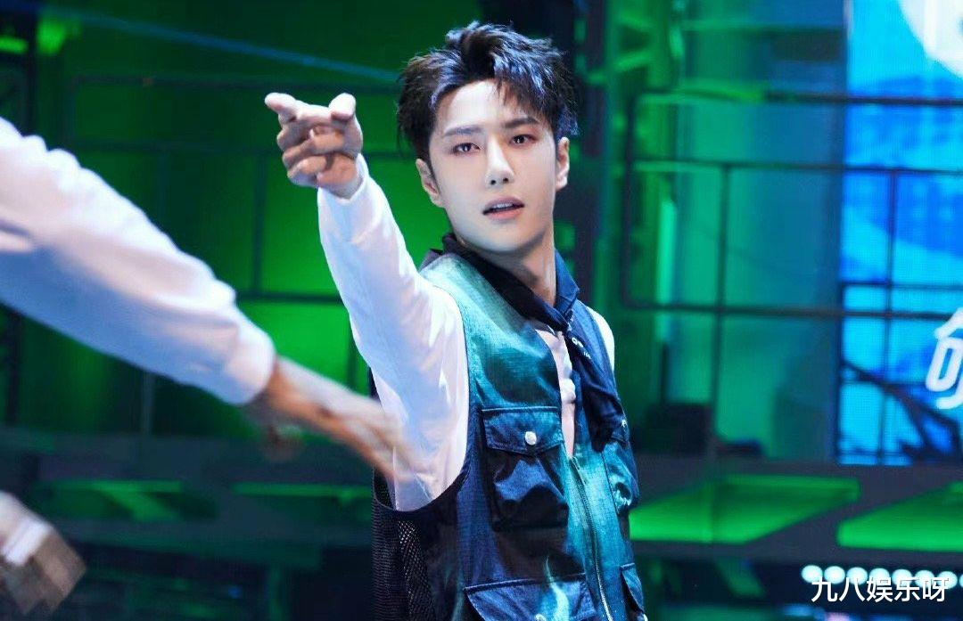 王一博|王一博战队难度升级，“卡布奇诺”正面交锋，小鸡组搞笑名场面