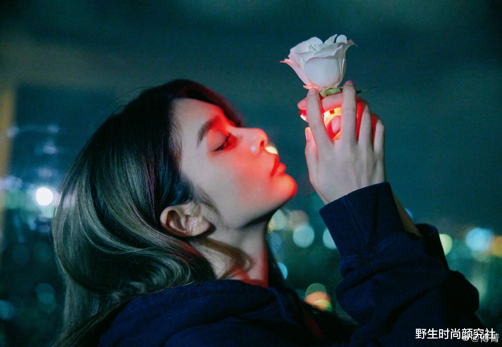 傅菁|“女二脸”的时代，就从她开始吧！