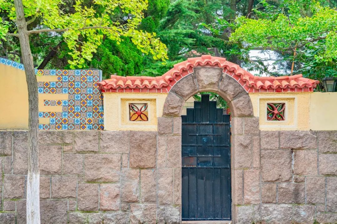 青岛市 超越苏州、成都！成了国内最宜居城市NO.1，这座海滨老城凭什么？