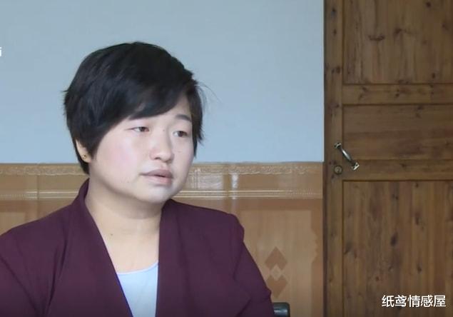 妻子生下龙凤胎,要求掌管婆家的300万,与前男友30天打40次电话