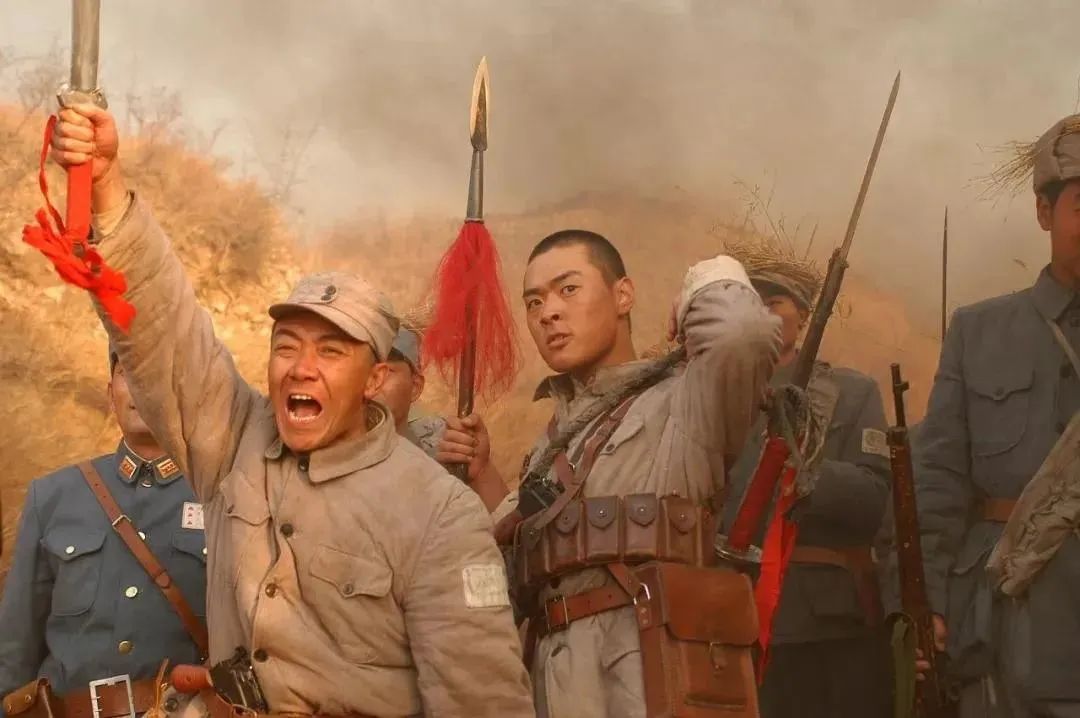 李幼斌|他47岁才爆红,凭一部剧“封神”,16年后仍在激励国人