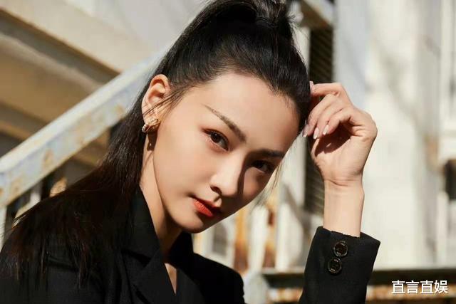 李淳罡|青鸟李淳罡是老相识,在合作《雪中》之前,曾合作过《斗罗大陆》