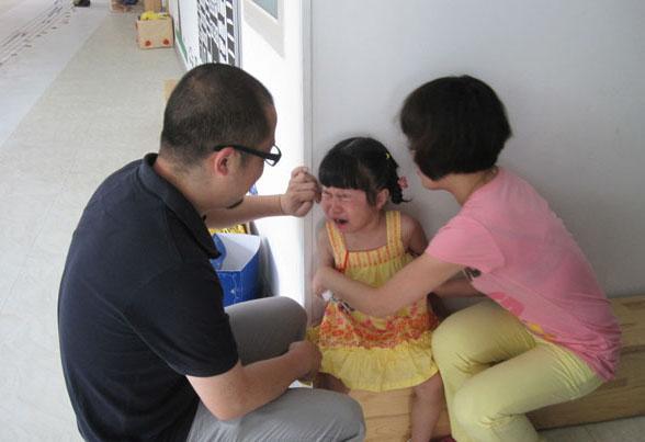 全能辣妈plus|开学后,警惕这种“新暴力”在幼儿园流行,孩子不知情家长要有数