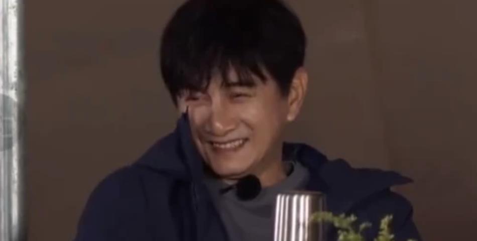 吴奇隆|吴奇隆立宠妻人设？张哲瀚退圈做主播？黄子韬女友又换了？