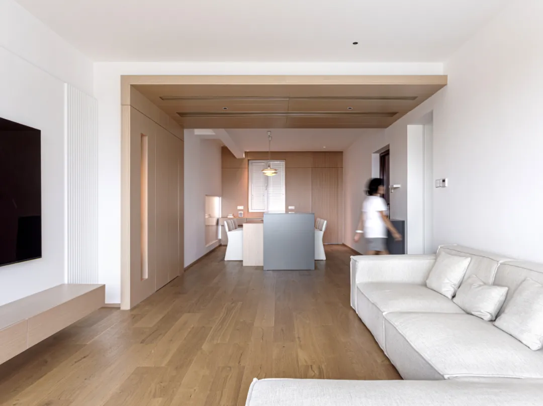 ?186㎡极简原木风，纯粹干净的美，舒适又高级！