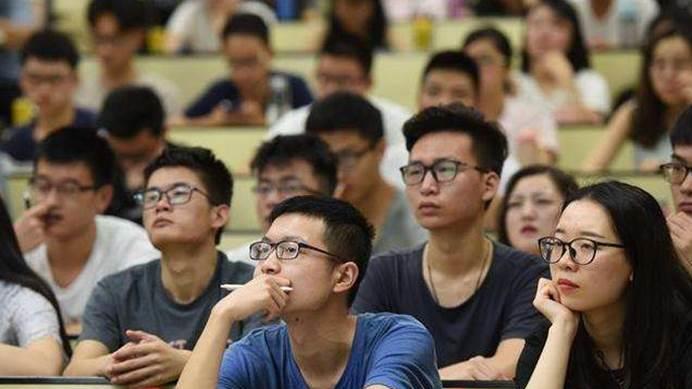 录取通知书|大学录取通知书中有一张纸，好好利用可以省五千，考生别不当回事