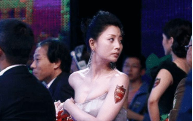 殷桃|她年轻时让一群男人着迷,却不结婚不生子,如今40岁像水蜜桃一样甜