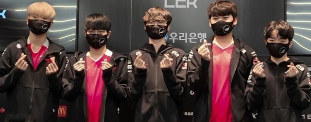 桃小菁的|T1上演“甄嬛传”宫斗大戏！管理层强势干预阵容首发解约教练组