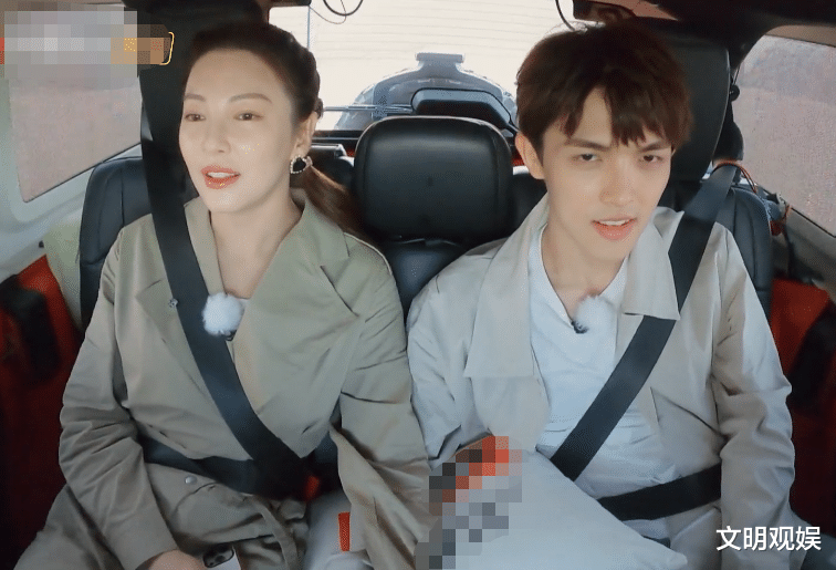 明星素颜|王冰冰撒贝宁没化妆就录节目，揭开了综艺明星“伪素颜”的假面具