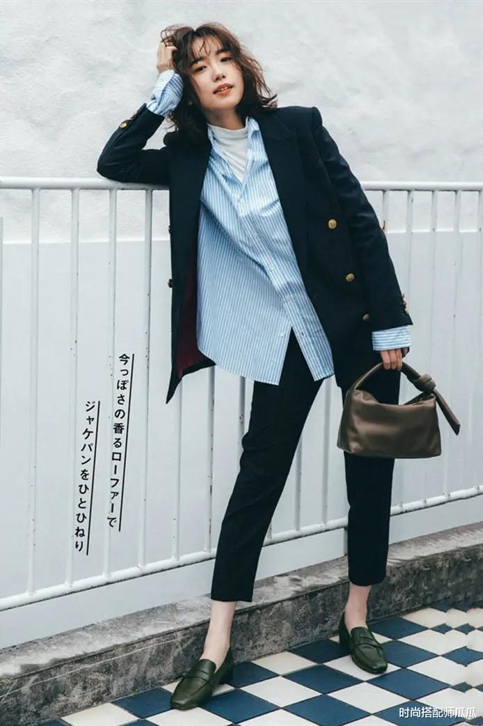 时尚搭配师瓜瓜|女人过了45岁，建议少穿高跟鞋！今秋这“3双”正火，舒适又优雅