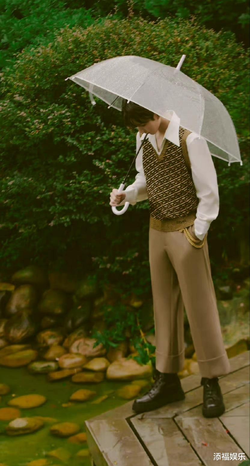 王源|王源粉丝在剧中刷弹幕应援歌曲，不仅没引反感，反而圈了不少粉