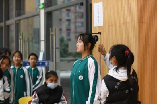 糯妈育儿经|初中生停止发育前有信号？对孩子身高的影响很大，家长要密切关注