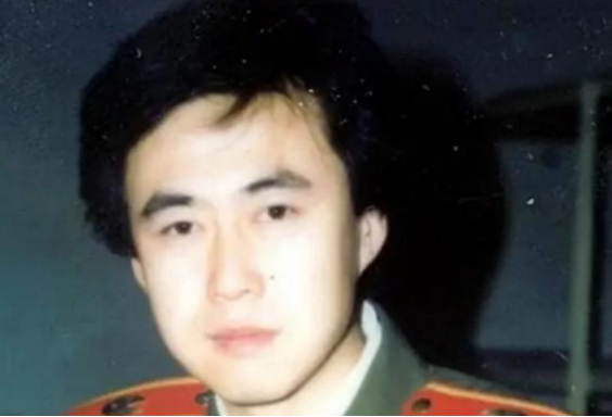 郭德纲|“相声天才”洛桑:27岁爆红去世,一张欠条被郭德纲保存了26年