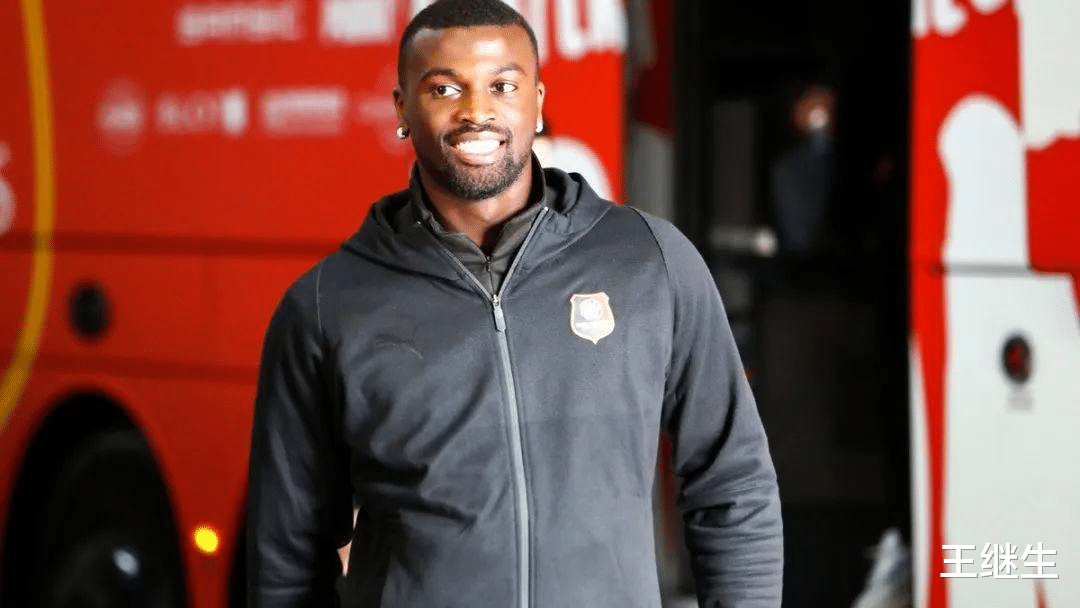 尼昂|他是当年AC米兰“洗剪吹”成员，才26岁的他，已经混到沙特联赛了