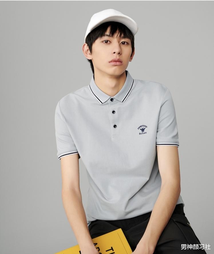 男神颜习社|条纹T恤，男人的“穿搭美学”，海澜之家铁山靠同款助你摆脱平庸