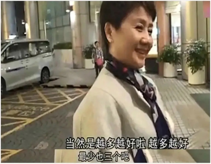 吴彦祖|30岁嫁入豪门，今二胎产女，两年儿女双全，网友：豪门生活不易