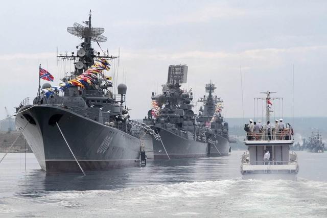 拜登大概沒想到，美歐32國軍艦剛進黑海，中方就給普京送上定心丸-圖2