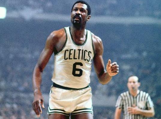 张伯伦|NBA历史上有没有人能够摸到篮板上沿，只有3人可以，其他都是传言