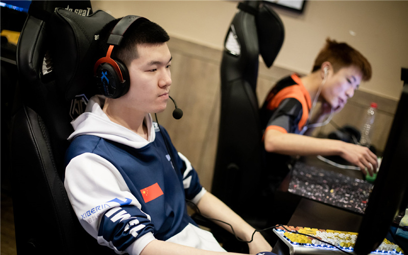 17战队|17兽回应MSJOY批评，处理方式极其不成熟，永远长不大的选手