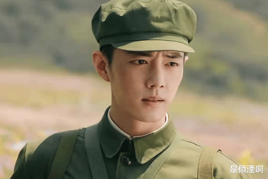 小姐姐|肖战新剧《王牌部队》空降来袭，看到“李云龙”后：不火都难！