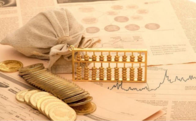 理财产品 银行出现一个“怪现象”，储户排队办理业务，窗口却只开2个