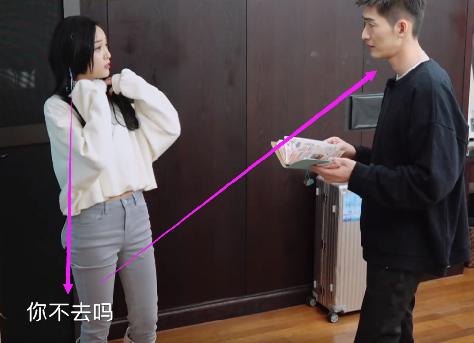 张翰|张翰两次被女孩子们邀请泡温泉，他的决定是我预期中的！