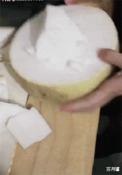 苏月瑾|“一个月给你8万，没有假期，每天工作12小时有人能坚持吗”