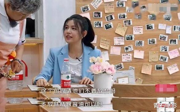 |明星情商窘况：打呼噜、脸肿、脚臭张嘴就来，要用调侃秀优越感？