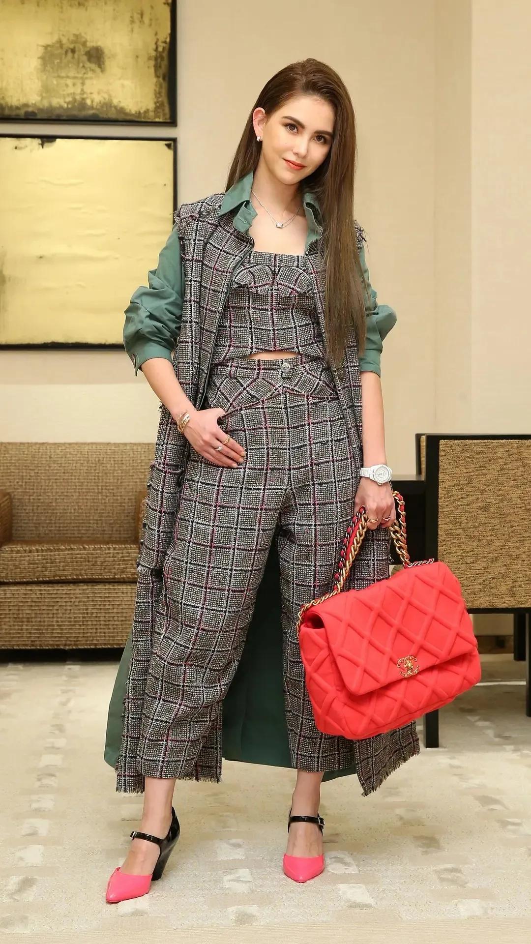 昆凌|顶级性感女神昆凌，璀璨耀眼、妩媚动人而又傲雪凌霜