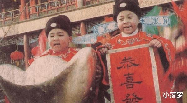 关悦|31张明星罕见照,看完泪流,认识图31的真老了