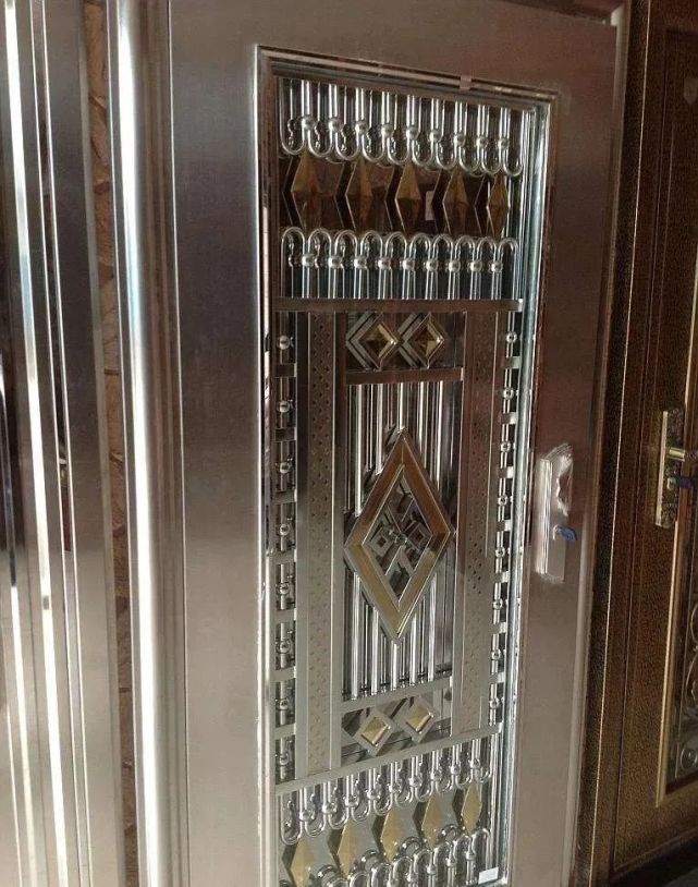 50岁老师傅警告：装修别做这10件事，多花冤枉钱，中3个就完蛋！