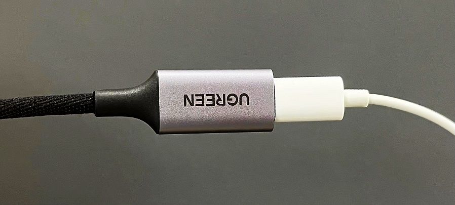 耳機|只需要用一個轉接頭，蘋果EarPods線控耳機也能在筆記本電腦上用