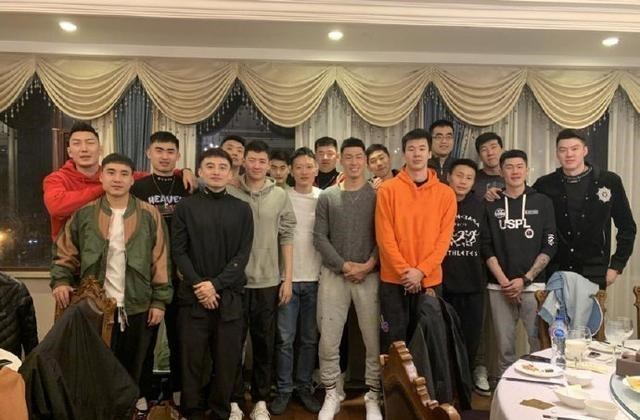 广东男篮|拒绝退役！前广东队名将正式联手李春江，还能证明自己吗？