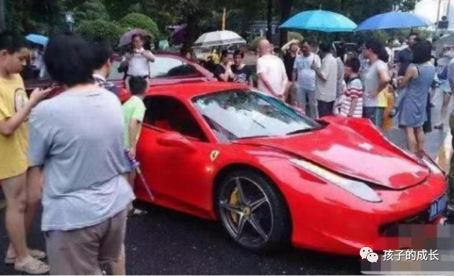 树艺蛙APP|开百万豪车送孩子上学被骂，同学家长：影响不好，扰乱孩子价值观