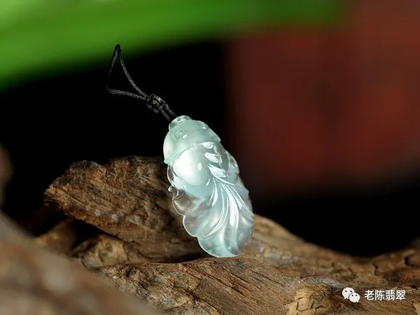 铜币|翡翠要这样戴，戴对了财运挡不住啊