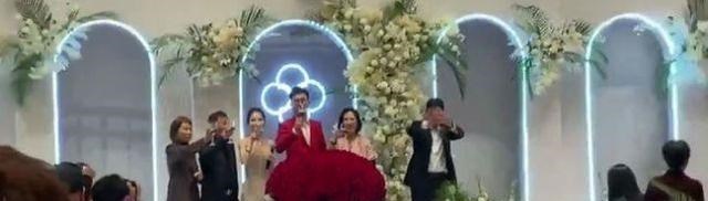 红敏说 项思醒订婚现场更多细节：公公掩面而泣，准儿媳不停拍背安慰！