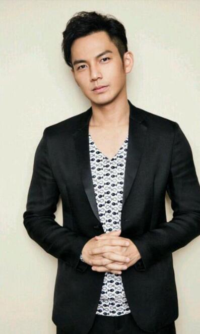 谢霆锋|中国最帅十位男明星，胡歌谢霆锋上榜，第一无争议