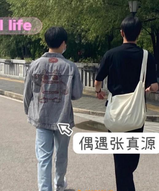 张真源|千玺与张真源隔空互动，同学照印证十八楼玄学，心疼没高考的队友