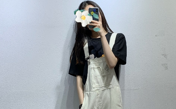 三月扬州 南京一女大学生失踪遇害，父亲透露案件新细节：嫌犯行凶时有录像