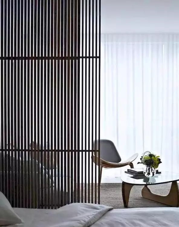 做隔断你还在砌墙?现在都流行这样做!