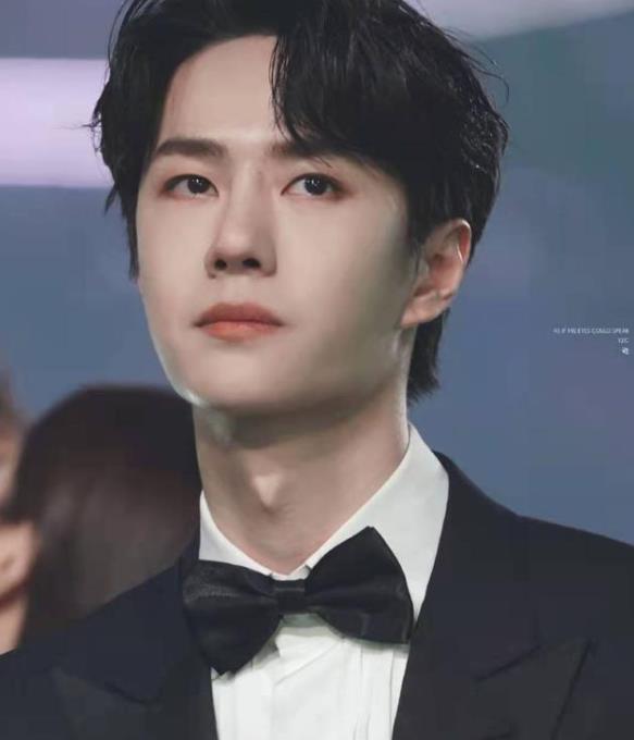 天天向上|王一博被芒果抛弃？地位不保，张颜齐加入天天向上主持团队