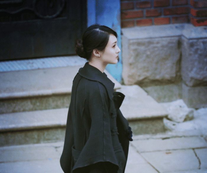 郑爽|郑爽新剧《翡翠恋人》更新，播出时间已定，这个数字是认真的？