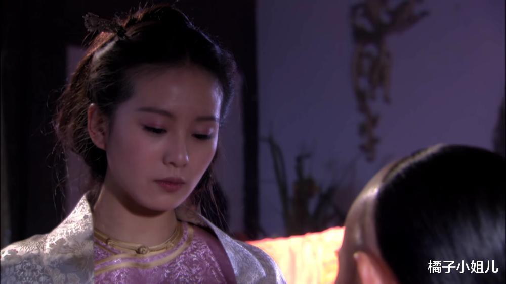 姐姐|步步惊心：难怪若曦肯和四爷“圆房”，你看她姐姐悄悄说了啥？