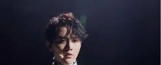 杨钰莹|《哥哥》四公淘汰赛制再变，有4人离开，陈小春和张晋各救一人