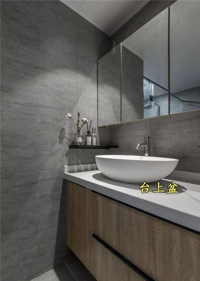 卫生间这4种“老掉牙”设计,早该被淘汰了,看似实用其实超鸡肋