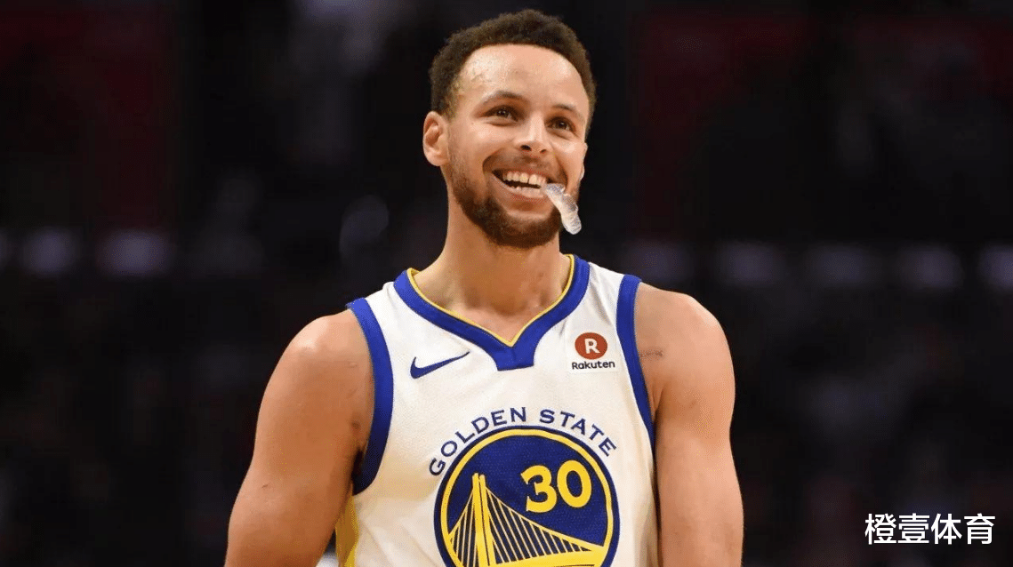 斯蒂芬·库里|科比81分纪录要怎样刷新?听听库里如何说,网友说:高情商!