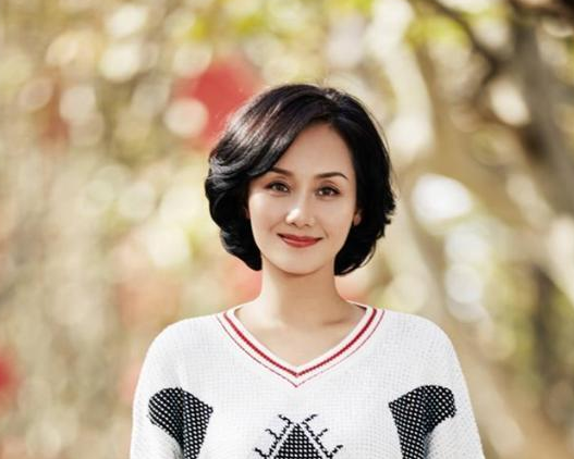 李颖|“儿子”是当红明星，女儿是奥运冠军，55岁的她堪称人生赢家