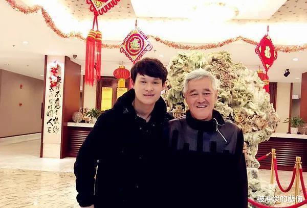 赵本山|赵本山最有钱的徒弟是他，这么多徒弟中只有他开千万以上的车